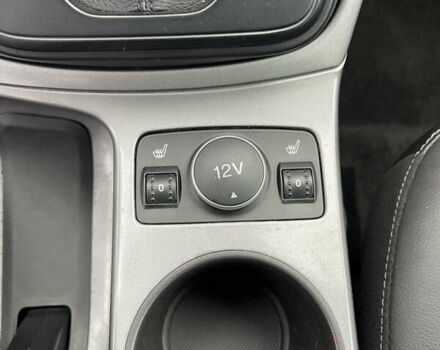 Серый Форд Эскейп, объемом двигателя 2 л и пробегом 211 тыс. км за 9200 $, фото 18 на Automoto.ua