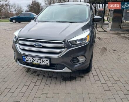 Сірий Форд Ескейп, об'ємом двигуна 1.5 л та пробігом 218 тис. км за 10500 $, фото 5 на Automoto.ua