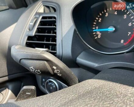 Сірий Форд Ескейп, об'ємом двигуна 1.5 л та пробігом 71 тис. км за 13800 $, фото 18 на Automoto.ua