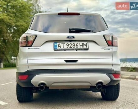Сірий Форд Ескейп, об'ємом двигуна 1.5 л та пробігом 139 тис. км за 12000 $, фото 10 на Automoto.ua