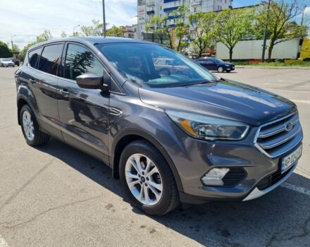 Серый Форд Эскейп, объемом двигателя 1.5 л и пробегом 143 тыс. км за 13500 $, фото 6 на Automoto.ua