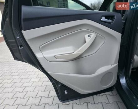 Форд Эскейп 2016 в Хмельницком на Automoto.ua Серый Форд Эскейп, объемом двигателя 2.5 л и пробегом 192 тыс. км за 9999 $, фото 49 на Automoto.ua