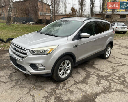 Серый Форд Эскейп, объемом двигателя 1.5 л и пробегом 206 тыс. км за 8999 $, фото 4 на Automoto.ua