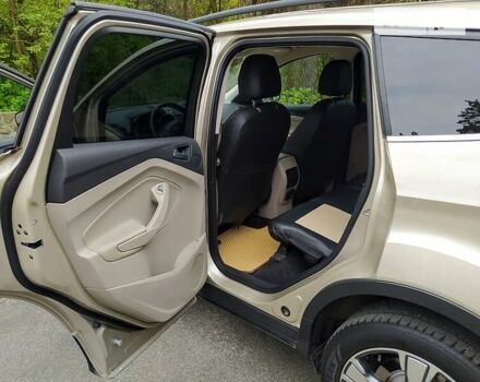 Серый Форд Эскейп, объемом двигателя 1.5 л и пробегом 169 тыс. км за 13500 $, фото 6 на Automoto.ua