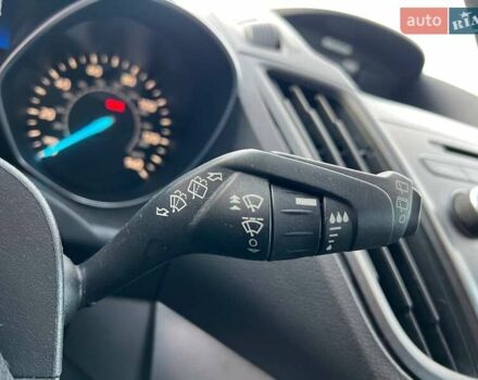 Форд Ескейп 2016 у Львові на Automoto.ua Сірий Форд Ескейп, об'ємом двигуна 2.5 л та пробігом 233 тис. км за 10990 $, фото 23 на Automoto.ua