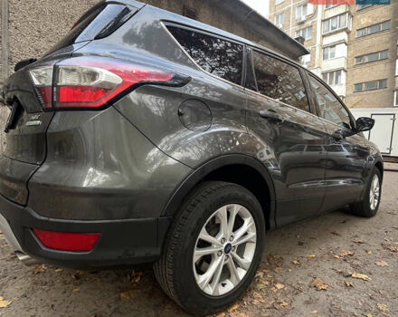 Серый Форд Эскейп, объемом двигателя 1.5 л и пробегом 143 тыс. км за 13000 $, фото 1 на Automoto.ua