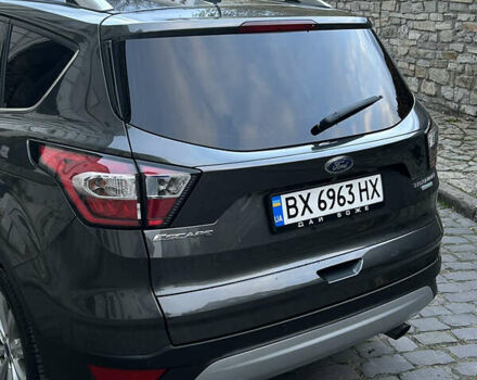 Сірий Форд Ескейп, об'ємом двигуна 1.5 л та пробігом 152 тис. км за 13000 $, фото 5 на Automoto.ua