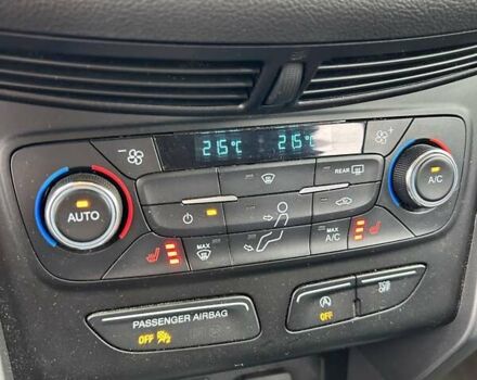 Серый Форд Эскейп, объемом двигателя 1.5 л и пробегом 135 тыс. км за 12700 $, фото 22 на Automoto.ua