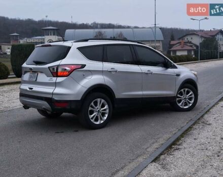Серый Форд Эскейп, объемом двигателя 1.5 л и пробегом 136 тыс. км за 12900 $, фото 2 на Automoto.ua