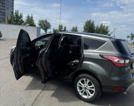 Форд Эскейп 2016 в Черкассах на Automoto.ua Серый Форд Эскейп, объемом двигателя 2 л и пробегом 154 тыс. км за 14700 $, фото 4 на Automoto.ua