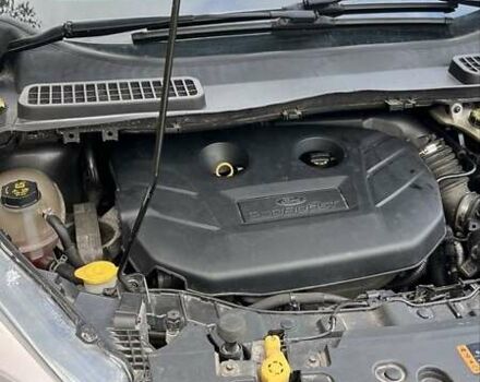 Сірий Форд Ескейп, об'ємом двигуна 2 л та пробігом 220 тис. км за 12700 $, фото 9 на Automoto.ua