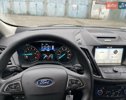 Серый Форд Эскейп, объемом двигателя 1.5 л и пробегом 206 тыс. км за 9200 $, фото 7 на Automoto.ua