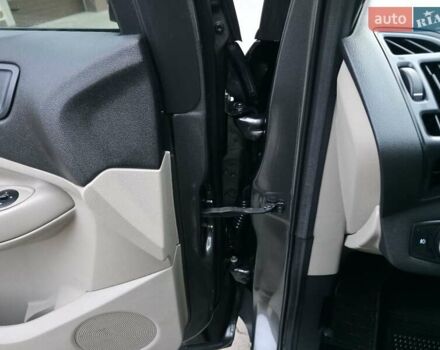 Форд Эскейп 2016 в Хмельницком на Automoto.ua Серый Форд Эскейп, объемом двигателя 2.5 л и пробегом 192 тыс. км за 9999 $, фото 29 на Automoto.ua