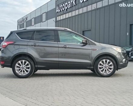 Форд Ескейп 2016 у Львові на Automoto.ua Сірий Форд Ескейп, об'ємом двигуна 2 л та пробігом 36 тис. км за 14990 $, фото 3 на Automoto.ua