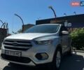 Серый Форд Эскейп, объемом двигателя 2 л и пробегом 193 тыс. км за 10200 $, фото 1 на Automoto.ua