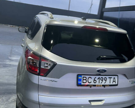 Серый Форд Эскейп, объемом двигателя 2 л и пробегом 113 тыс. км за 16500 $, фото 10 на Automoto.ua