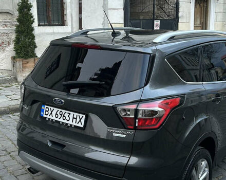 Сірий Форд Ескейп, об'ємом двигуна 1.5 л та пробігом 152 тис. км за 13000 $, фото 4 на Automoto.ua