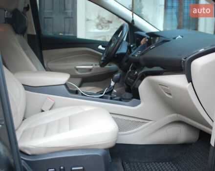 Сірий Форд Ескейп, об'ємом двигуна 1.5 л та пробігом 152 тис. км за 13000 $, фото 12 на Automoto.ua