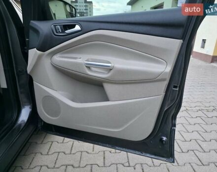 Форд Эскейп 2016 в Хмельницком на Automoto.ua Серый Форд Эскейп, объемом двигателя 2.5 л и пробегом 192 тыс. км за 9999 $, фото 38 на Automoto.ua