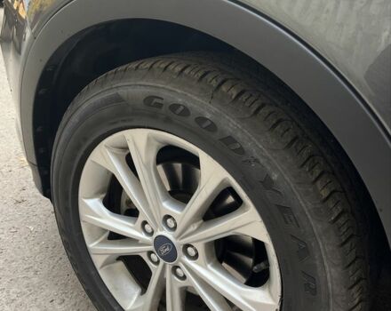 Сірий Форд Ескейп, об'ємом двигуна 1.5 л та пробігом 143 тис. км за 13000 $, фото 7 на Automoto.ua