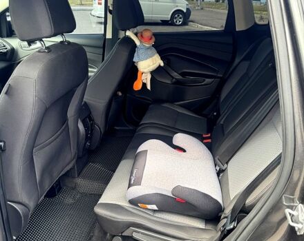 Форд Эскейп 2016 в Черкассах на Automoto.ua Серый Форд Эскейп, объемом двигателя 2 л и пробегом 161 тыс. км за 14500 $, фото 4 на Automoto.ua