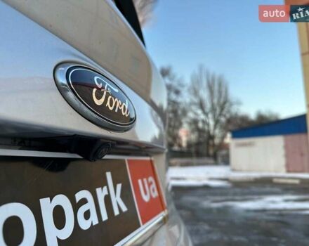 Серый Форд Эскейп, объемом двигателя 1.6 л и пробегом 167 тыс. км за 11990 $, фото 25 на Automoto.ua