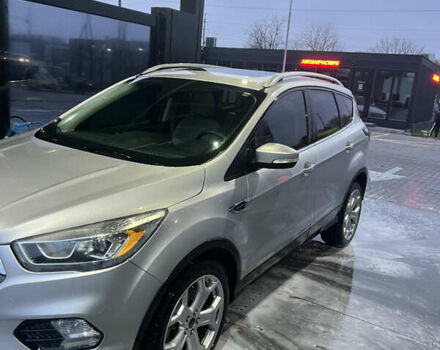 Серый Форд Эскейп, объемом двигателя 2 л и пробегом 113 тыс. км за 16500 $, фото 3 на Automoto.ua