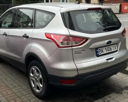 Форд Эскейп 2016 в Ровно на Automoto.ua Серый Форд Эскейп, объемом двигателя 2.49 л и пробегом 124 тыс. км за 9700 $, фото 2 на Automoto.ua