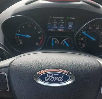 Серый Форд Эскейп, объемом двигателя 2 л и пробегом 137 тыс. км за 17500 $, фото 4 на Automoto.ua