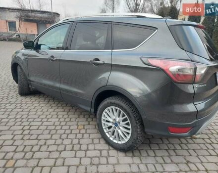Сірий Форд Ескейп, об'ємом двигуна 1.5 л та пробігом 196 тис. км за 13000 $, фото 2 на Automoto.ua