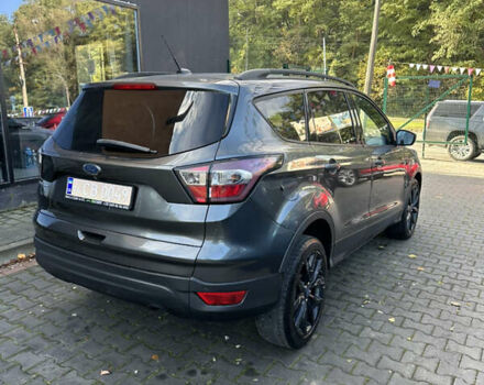Форд Эскейп 2016 в Черновцах на Automoto.ua Серый Форд Эскейп, объемом двигателя 1.5 л и пробегом 168 тыс. км за 13100 $, фото 3 на Automoto.ua