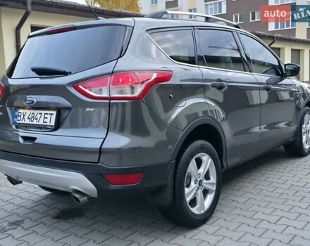Форд Эскейп 2016 в Хмельницком на Automoto.ua Серый Форд Эскейп, объемом двигателя 2.5 л и пробегом 192 тыс. км за 9999 $, фото 3 на Automoto.ua