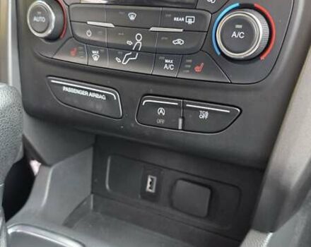 Сірий Форд Ескейп, об'ємом двигуна 1.5 л та пробігом 216 тис. км за 10500 $, фото 20 на Automoto.ua