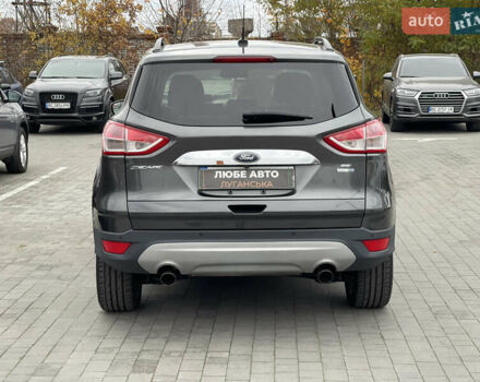 Серый Форд Эскейп, объемом двигателя 2 л и пробегом 211 тыс. км за 9200 $, фото 4 на Automoto.ua