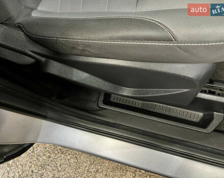 Сірий Форд Ескейп, об'ємом двигуна 2.5 л та пробігом 147 тис. км за 10999 $, фото 20 на Automoto.ua
