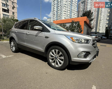 Форд Ескейп 2016 у Києві на Automoto.ua Сірий Форд Ескейп, об'ємом двигуна 2 л та пробігом 139 тис. км за 15800 $, фото 2 на Automoto.ua