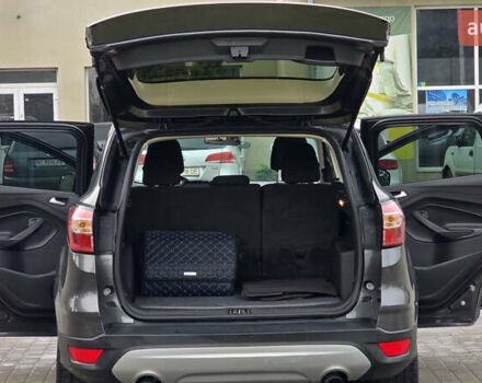 Серый Форд Эскейп, объемом двигателя 1.5 л и пробегом 143 тыс. км за 12100 $, фото 6 на Automoto.ua