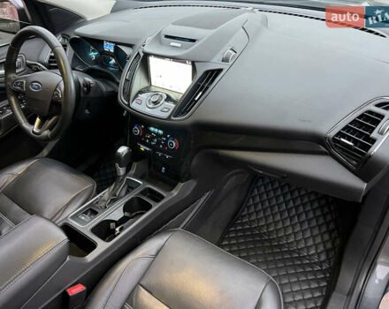 Сірий Форд Ескейп, об'ємом двигуна 2 л та пробігом 139 тис. км за 14800 $, фото 52 на Automoto.ua