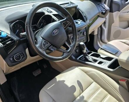 Серый Форд Эскейп, объемом двигателя 1.5 л и пробегом 139 тыс. км за 11900 $, фото 16 на Automoto.ua