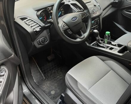 Сірий Форд Ескейп, об'ємом двигуна 1.5 л та пробігом 143 тис. км за 13000 $, фото 9 на Automoto.ua