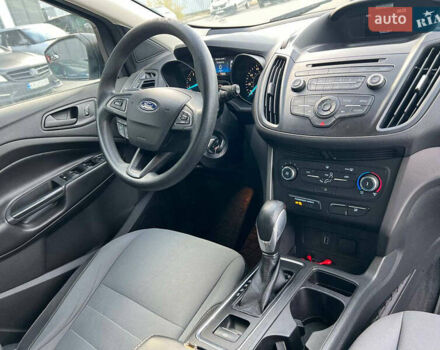 Форд Ескейп 2016 у Львові на Automoto.ua Сірий Форд Ескейп, об'ємом двигуна 2.5 л та пробігом 233 тис. км за 10990 $, фото 37 на Automoto.ua
