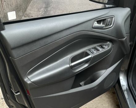 Сірий Форд Ескейп, об'ємом двигуна 1.5 л та пробігом 143 тис. км за 13000 $, фото 10 на Automoto.ua