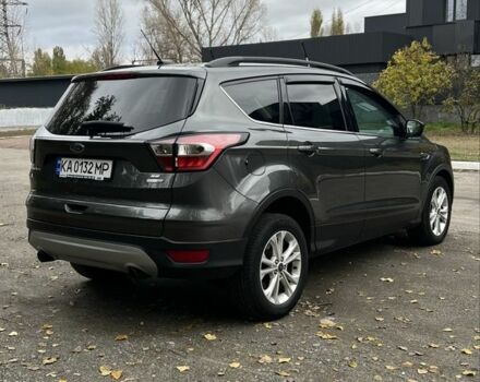 Серый Форд Эскейп, объемом двигателя 2 л и пробегом 220 тыс. км за 12700 $, фото 6 на Automoto.ua