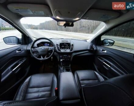 Серый Форд Эскейп, объемом двигателя 1.5 л и пробегом 136 тыс. км за 12900 $, фото 8 на Automoto.ua