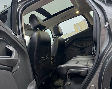 Сірий Форд Ескейп, об'ємом двигуна 2 л та пробігом 139 тис. км за 14800 $, фото 2 на Automoto.ua