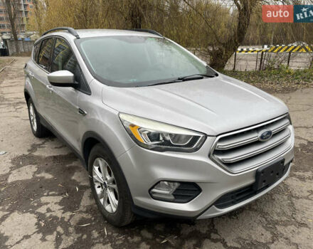 Серый Форд Эскейп, объемом двигателя 1.5 л и пробегом 206 тыс. км за 8999 $, фото 1 на Automoto.ua