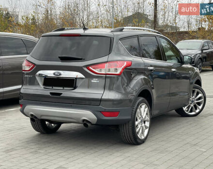 Сірий Форд Ескейп, об'ємом двигуна 2 л та пробігом 211 тис. км за 9300 $, фото 5 на Automoto.ua