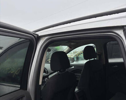 Серый Форд Эскейп, объемом двигателя 1.6 л и пробегом 169 тыс. км за 5999 $, фото 9 на Automoto.ua