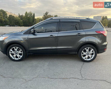 Серый Форд Эскейп, объемом двигателя 2 л и пробегом 115 тыс. км за 13900 $, фото 14 на Automoto.ua