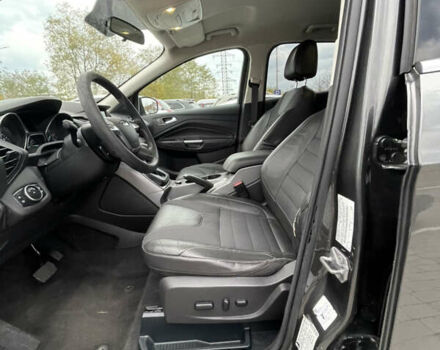 Серый Форд Эскейп, объемом двигателя 2 л и пробегом 211 тыс. км за 9200 $, фото 9 на Automoto.ua